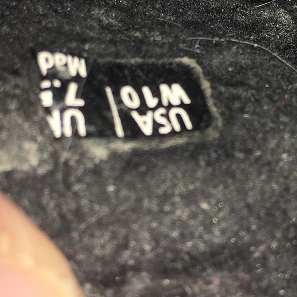 Spenco slides that are fleece lined. Suede - Picture 4 of 5